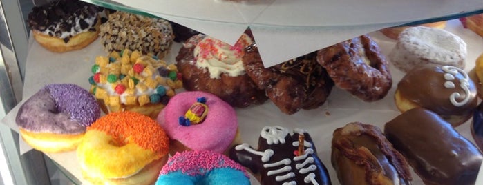 Voodoo Doughnut Too is one of PHOTOBOOTH TOUR 2014.