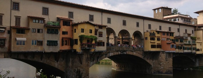 Golden View Open Bar is one of Firenze.