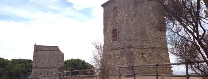 Les Torretes de Calella is one of Lugares favoritos de Risha.