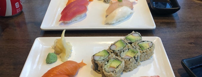 Kumo Sushi is one of LES.