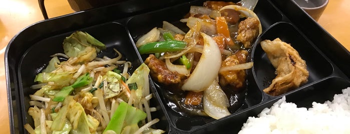 中華料理 とんとん亭 is one of Food in TOYAMA.