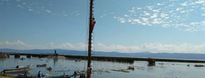 Lago de Chapala is one of GDL.