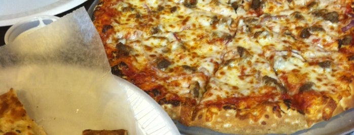 La Gourmet Pizza is one of My Old KY Home.
