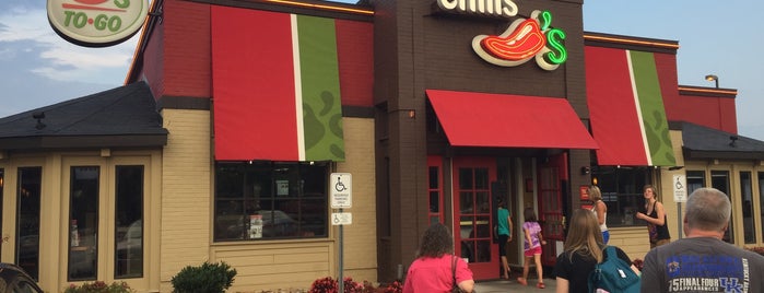 Chili's Grill & Bar is one of Usual hangouts.