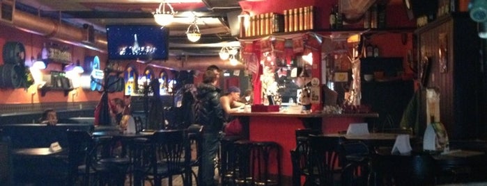 Harat's Irish Pub is one of Томск.