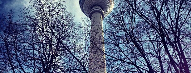 Torre de televisión de Berlín is one of Berlin 2014.