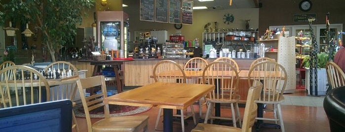 Cafe Noir is one of Places in Santa Maria.