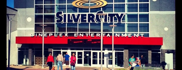 SilverCity CrossIron Mills & XSCAPE Entertainment Centre is one of Tempat yang Disukai Shan.