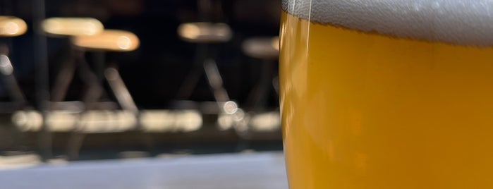 Saint John Craft Beer Bar is one of 🚁 Tasmania 🗺.