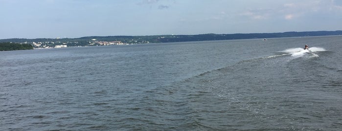 NY Waterway Ferry Terminal Haverstraw is one of Fun things to do.