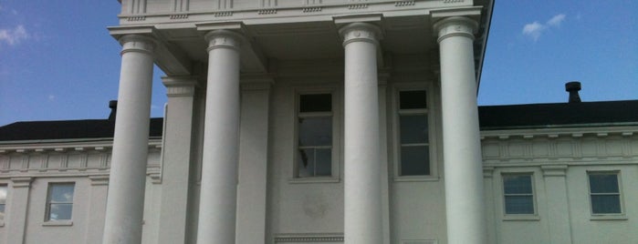Madison County Courthouse is one of Locais curtidos por Chad.