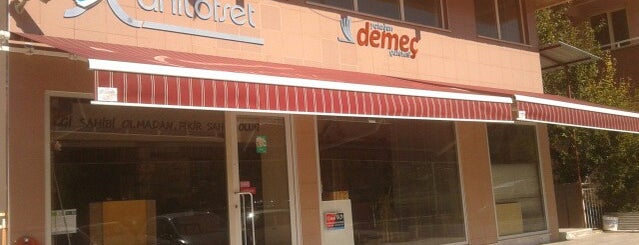 Demeç Gazetesi is one of Locais curtidos por Ceren.