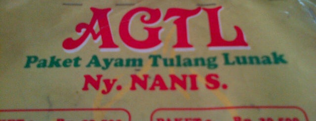 Ayam Goreng Tulang Lunak is one of Tmpt Mkn Favorit.