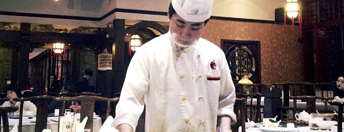 Old Beijing Qianmen Roast Duck is one of Decent Shanghai Eateries for Guests.