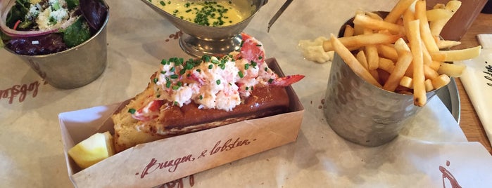 Burger & Lobster is one of The 13 Best Places for Lobster Rolls in London.