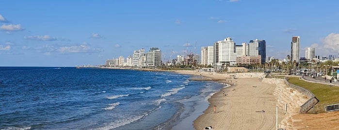 Jaffa Promenade is one of Lugares favoritos de Anna.
