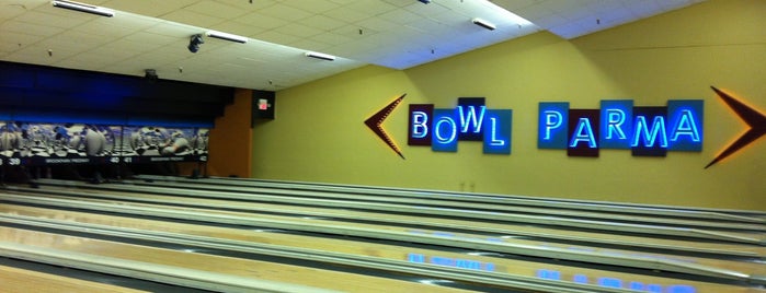 Freeway Lanes is one of Date ideas.