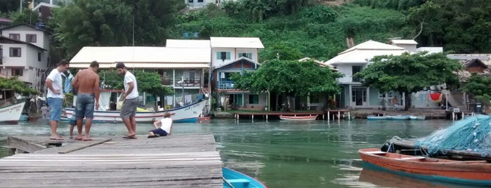 Barra da Lagoa is one of Florianópolis.