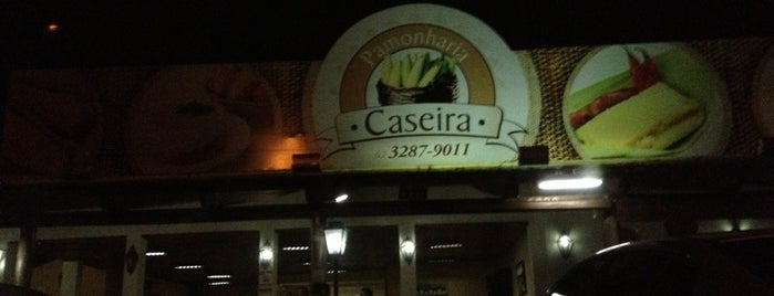 Pamonharia Caseira is one of สถานที่ที่ Clau ถูกใจ.
