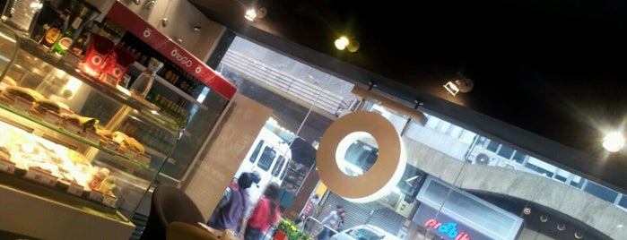 Café O is one of Jax Coco × Hong Kong.