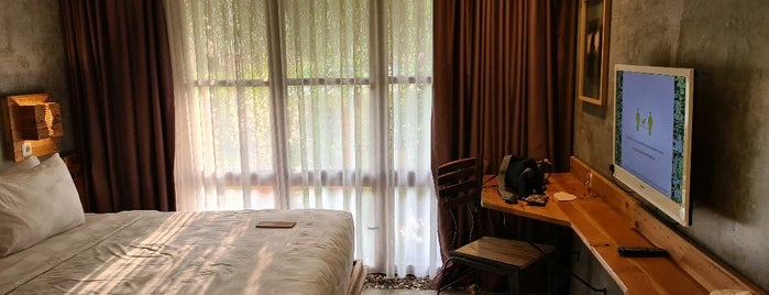 Greenhost Boutique Hotel is one of Tempat yang Disukai Giana.