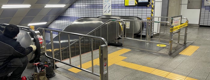 Hoehyeon Stn. is one of Featured in Metronexus.