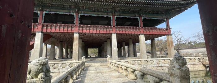 Geunjeongjeon is one of Korea and JP.