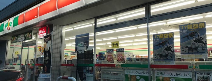 サンクス 小松向本折店 is one of コンビニ.