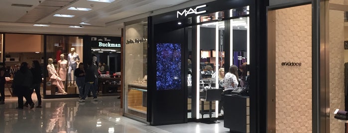 MAC Cosmetics is one of Shopping Paulista.