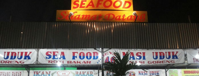 Deyan 46 Seafood is one of Favorite Food.