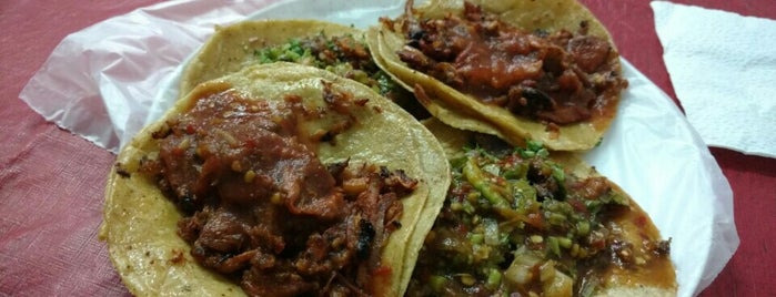 Tacos "El Cuñado" is one of Locais curtidos por Jesús.