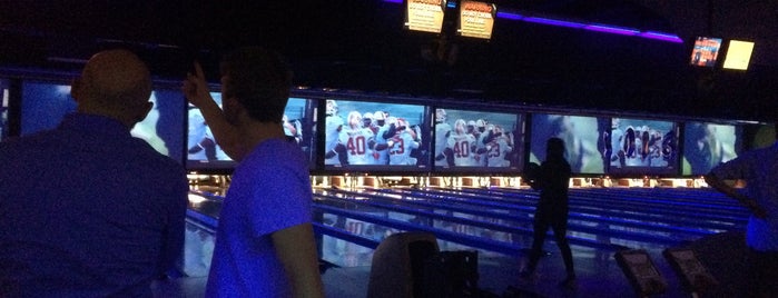 10Pin Bowling Lounge is one of Chicago Gaming.