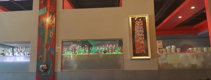 John's American Bar & Grill is one of Orte, die SilverFox gefallen.