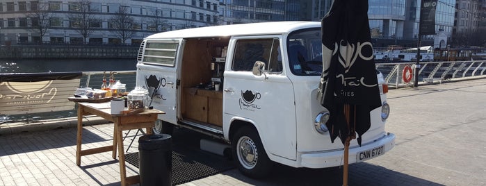 Mouse Tail Coffee Van is one of Lugares favoritos de Andras.
