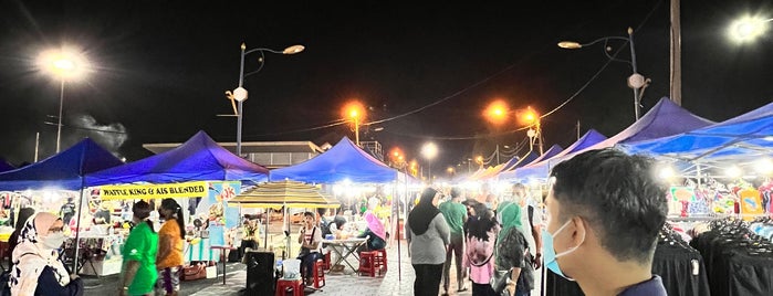 Dataran Majlis Daerah Raub is one of Go Outdoor #3.