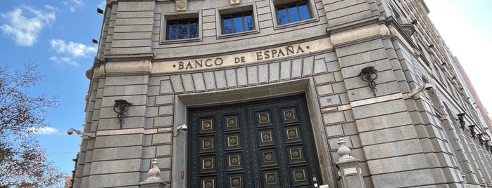 Banco de España is one of Barcelona.