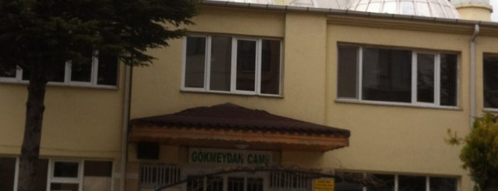 Gökmeydan Camii is one of Tempat yang Disukai €..