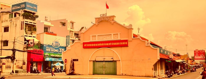 Chợ Thủ Đức A is one of mua sắm Sài Gòn.