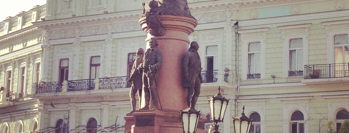 Duc de Richelieu Monument is one of понравившееся )).