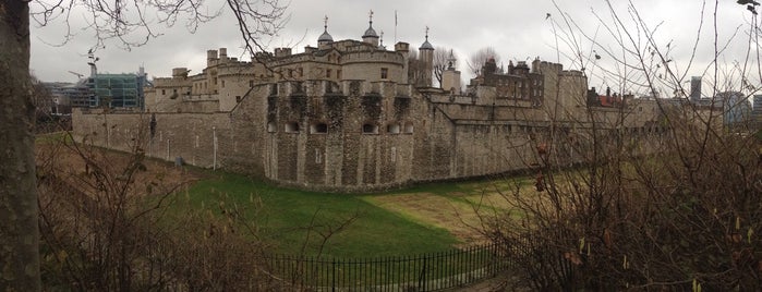Tower of London is one of Tempat yang Disukai Sole.