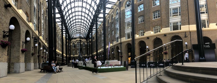 Hay's Galleria is one of Sole’s Liked Places.