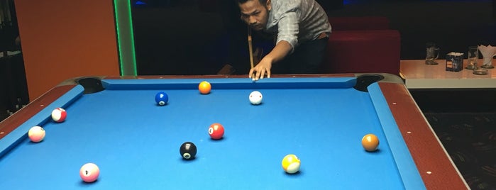 Golden Break Snooker & Pool Club Puchong Bandar Puteri is one of สถานที่ที่ ꌅꁲꉣꂑꌚꁴꁲ꒒ ถูกใจ.