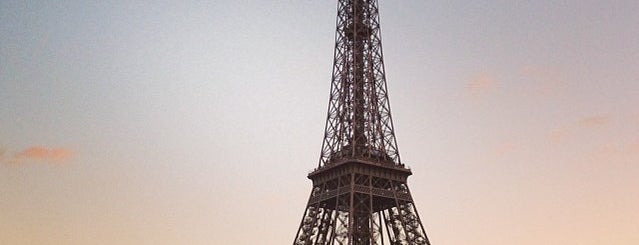 Эйфелева башня is one of Visit in Paris.
