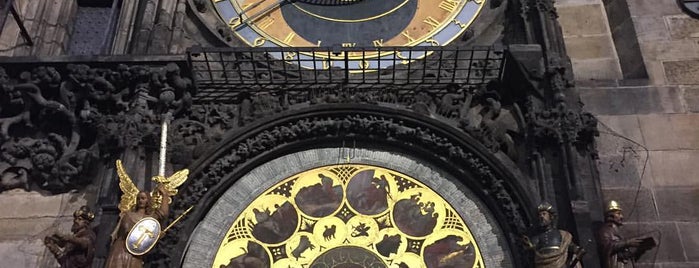 Orologio Astronomico di Praga is one of Posti che sono piaciuti a Igor.