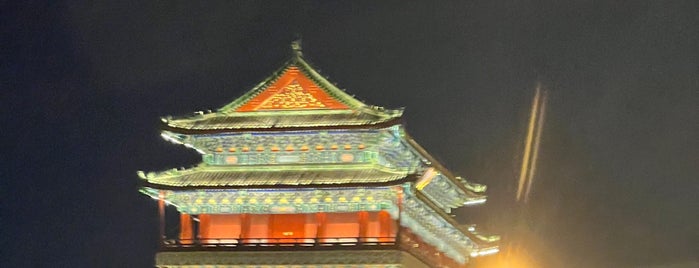 Zhengyang Gate is one of Locais curtidos por Rex.