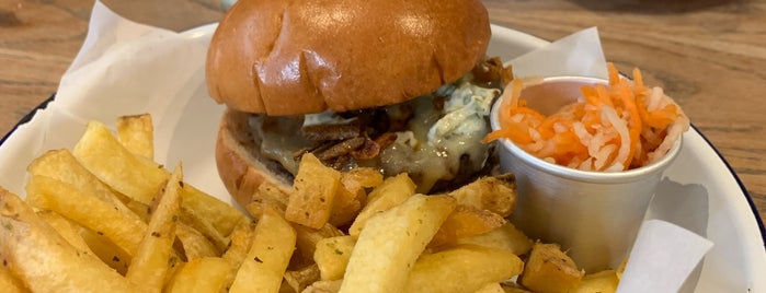 Honest Burgers is one of New London.