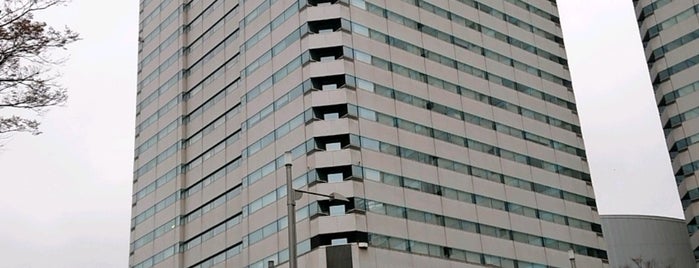 オフィスタワーY is one of 高層ビル＠東京（part1）.
