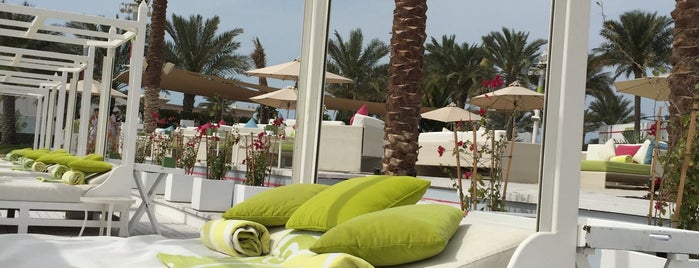 WHITE Beach Dubai is one of Tempat yang Disukai Håkan.
