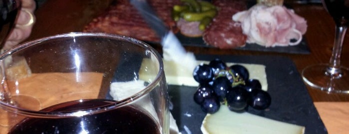 5ème Cru is one of Wine & Cheese in Paris.