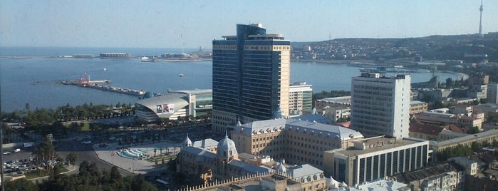 Caspian Lounge & Terrace is one of Vafa R.'ın Beğendiği Mekanlar.